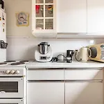 Double Room In The Heart Of London